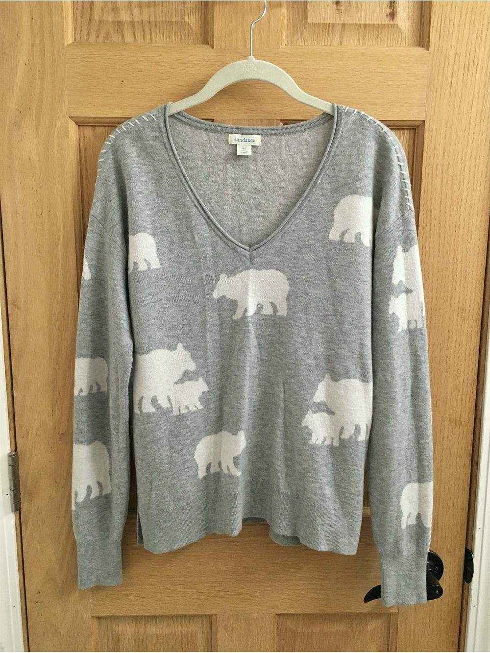 Sundance V-neck Sweater Bear Pattern Wool/Nylon Blend, Size XS/S
